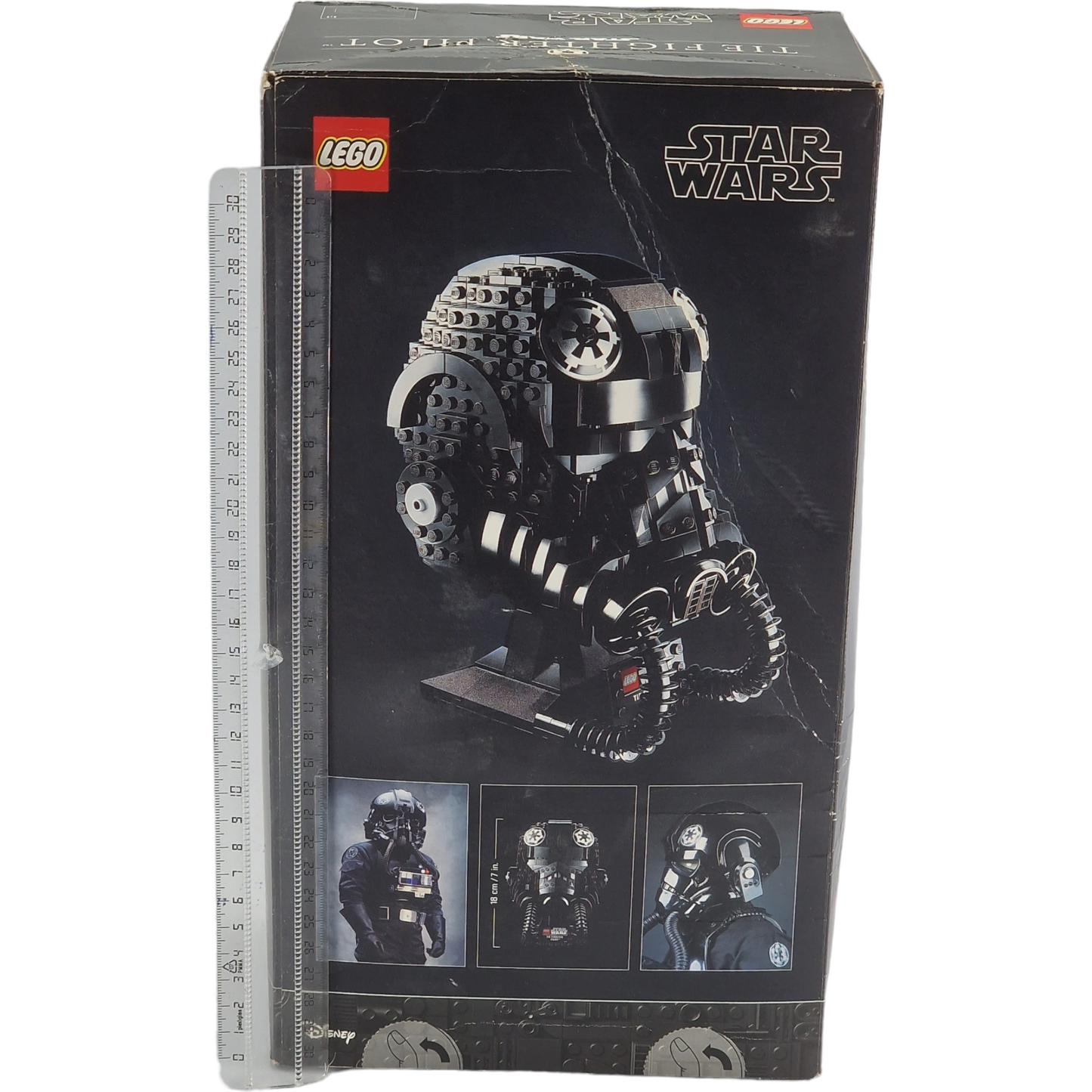 LEGO 75274 : Star Wars Tie Fighter Pilot™ Casque 16 ans +  [ 723 Pièces ]  Neuf