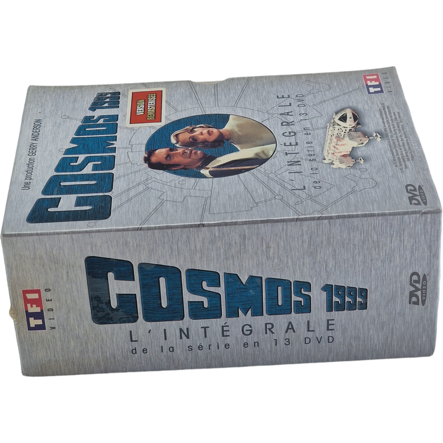 Cosmos 1999 -  L'Intégrale de la série en 13 DVD 48 épisodes  Coffret  Zone 2