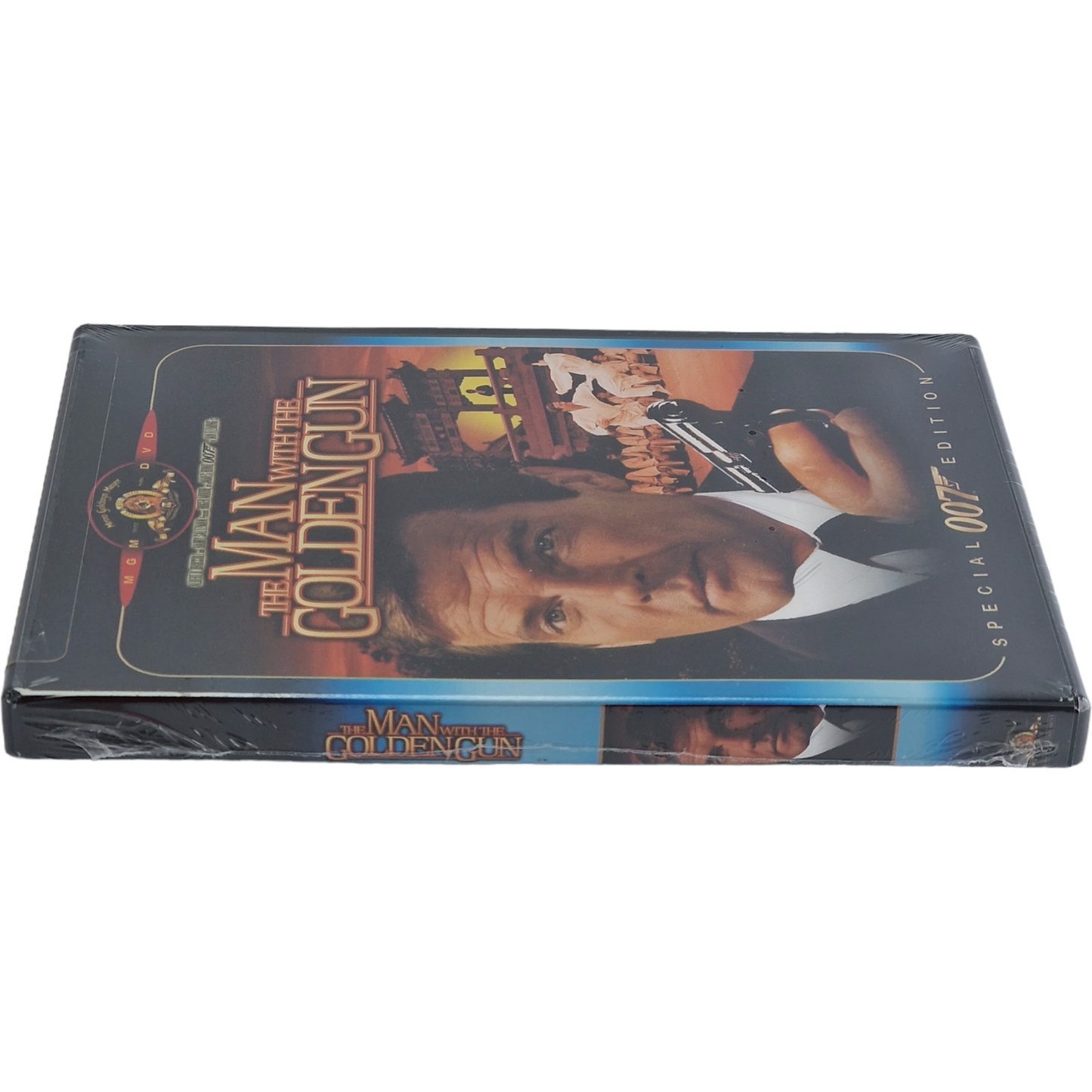 The Man with the Golden Gun DVD 1974 James Bond  Roger Moore 2000 Zone 1