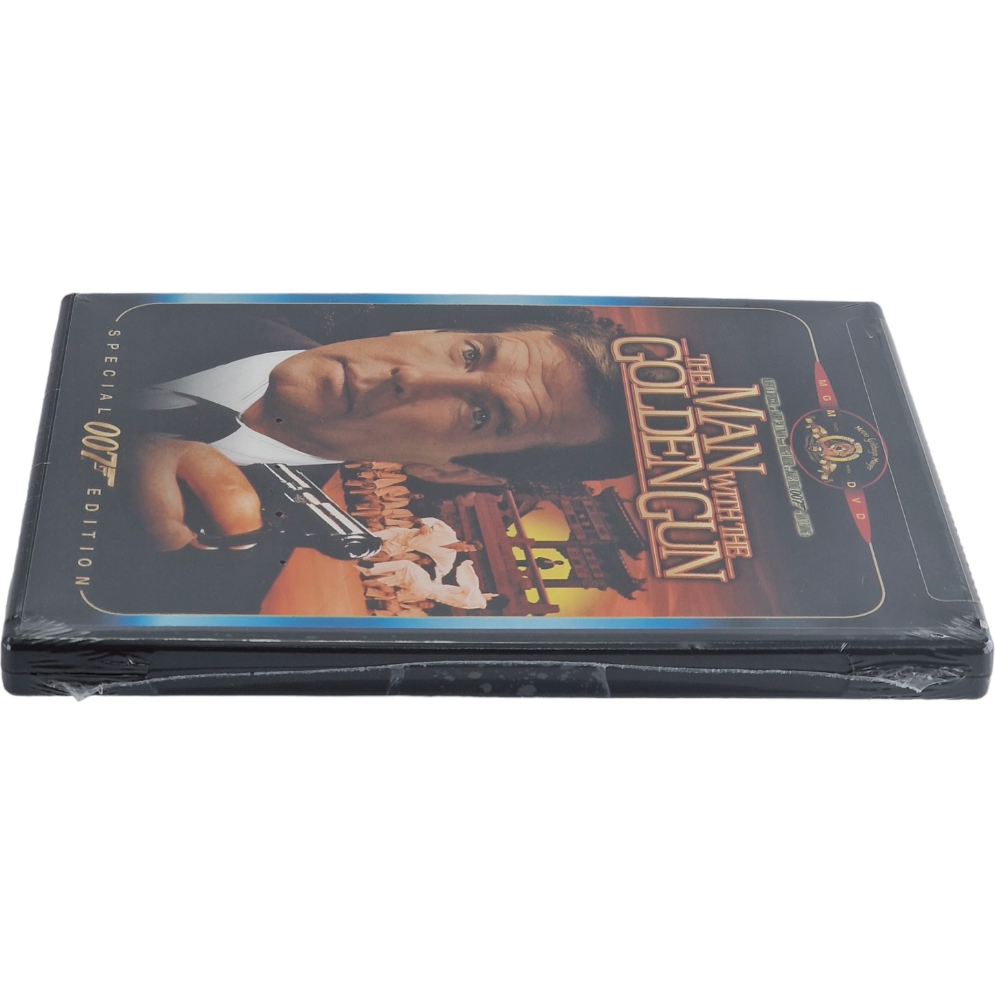 The Man with the Golden Gun DVD 1974 James Bond  Roger Moore 2000 Zone 1